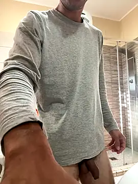 Snapshot of Gionnytav chatting on 5, 10, 2025 Gionnytav online show from 5, 10, 2025