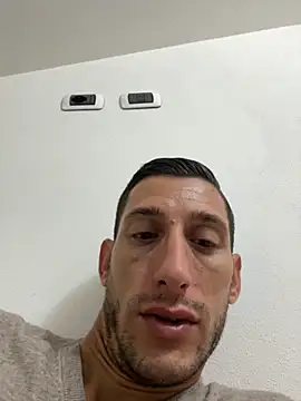 Snapshot of Gionnytav chatting on 16, 10, 2025 Gionnytav online show from 16, 10, 2025