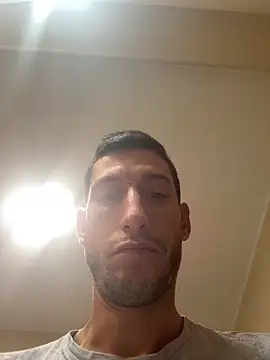 Snapshot of Gionnytav chatting on 17, 10, 2025 Gionnytav online show from 17, 10, 2025