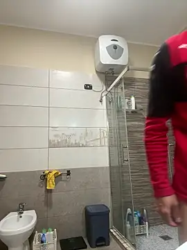 Snapshot of Gionnytav chatting on 18, 10, 2025 Gionnytav online show from 18, 10, 2025