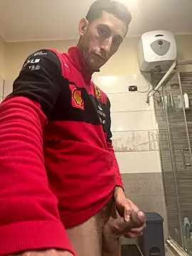 Snapshot of Gionnytav chatting on 21, 10, 2025 Gionnytav online show from 21, 10, 2025