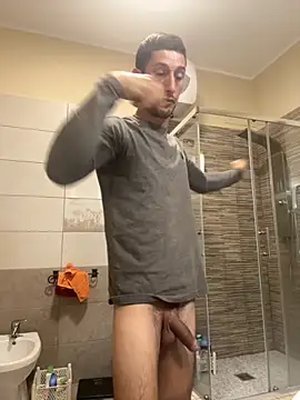 Snapshot of Gionnytav chatting on 27, 10, 2025 Gionnytav online show from 27, 10, 2025