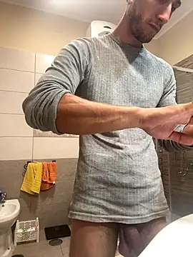 Snapshot of Gionnytav chatting on 29, 10, 2025 Gionnytav online show from 29, 10, 2025