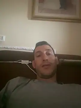 Snapshot of Gionnytav chatting on 8, 11, 2025 Gionnytav online show from 8, 11, 2025