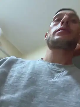 Snapshot of Gionnytav chatting on 12, 11, 2025 Gionnytav online show from 12, 11, 2025