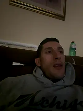 Snapshot of Gionnytav chatting on 15, 11, 2025 Gionnytav online show from 15, 11, 2025