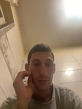 Snapshot of Gionnytav chatting on 17, 11, 2025 Gionnytav online show from 17, 11, 2025