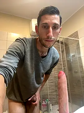 Snapshot of Gionnytav chatting on 19, 11, 2025 Gionnytav online show from 19, 11, 2025