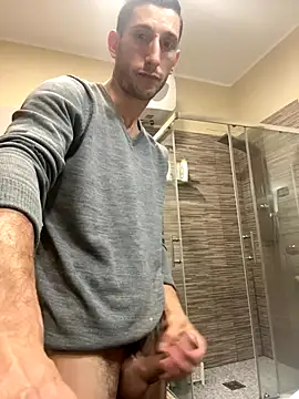 Snapshot of Gionnytav chatting on 25, 11, 2025 Gionnytav online show from 25, 11, 2025