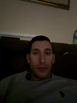 Snapshot of Gionnytav chatting on 2, 12, 2025 Gionnytav online show from 2, 12, 2025