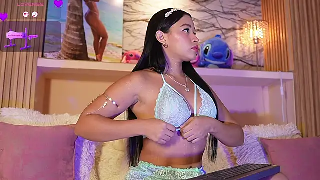 adri crof online show from 4, 11, 2025