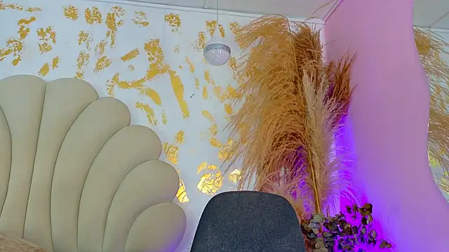 Snapshot of blaisysmith chatting on 12, 10, 2025 blaisysmith online show from 12, 10, 2025