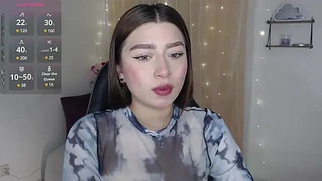 Snapshot of mily_thomson_b_ chatting on 21, 2, 2025 mily thomson b online show from 21, 2, 2025