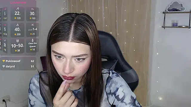 Snapshot of mily_thomson_b_ chatting on 22, 2, 2025 mily thomson b online show from 22, 2, 2025