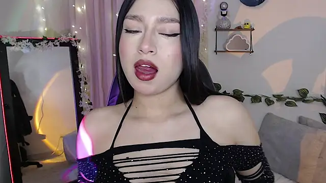 Snapshot of mily_thomson_b_ chatting on 17, 11, 2025 mily thomson b online show from 17, 11, 2025