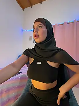 JannaNader12 online show from 4, 6, 2026