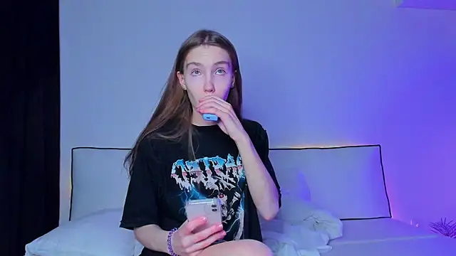 haileyishere online show from 19, 3, 2025