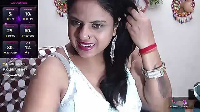 Snapshot of Sexy_komolika chatting on 30, 9, 2025 Sexy komolika online show from 30, 9, 2025