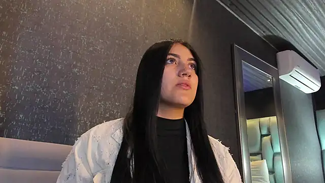 PaulinaDuarte online show from 25, 3, 2026