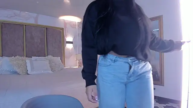 Snapshot of PaulinaDuarte chatting on 6, 6, 2026 PaulinaDuarte online show from 6, 6, 2026