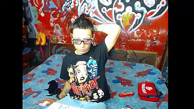 Snapshot of deivid_estrada chatting on 17, 2, 2025 deivid estrada online show from 17, 2, 2025