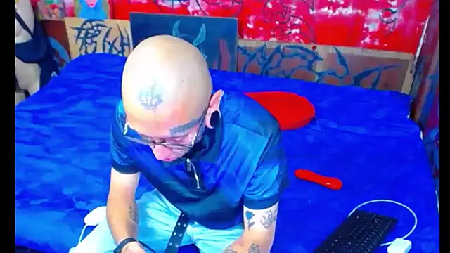 Snapshot of deivid_estrada chatting on 12, 9, 2025 deivid estrada online show from 12, 9, 2025