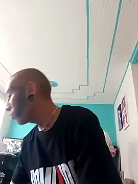 Snapshot of deivid_estrada chatting on 26, 9, 2025 deivid estrada online show from 26, 9, 2025