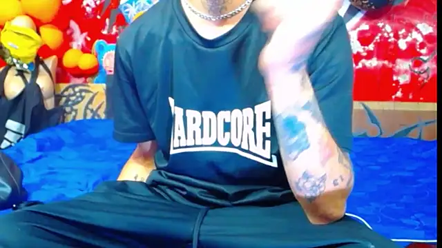 Snapshot of deivid_estrada chatting on 23, 10, 2025 deivid estrada online show from 23, 10, 2025