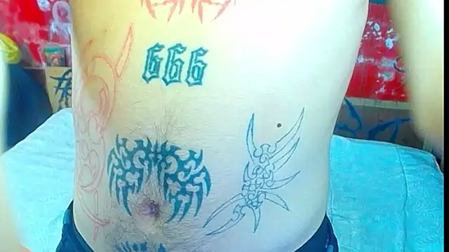 Snapshot of deivid_estrada chatting on 21, 11, 2025 deivid estrada online show from 21, 11, 2025