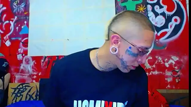 Snapshot of deivid_estrada chatting on 9, 2, 2026 deivid estrada online show from 9, 2, 2026