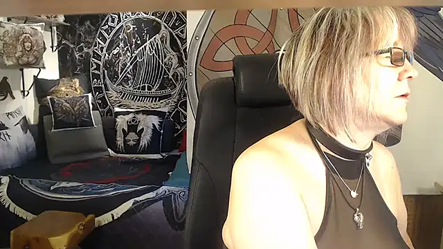 Snapshot of TittenMichelle chatting on 12, 7, 2026 TittenMichelle online show from 12, 7, 2026