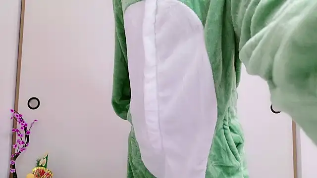 HONO cha online show from 4, 1, 2025