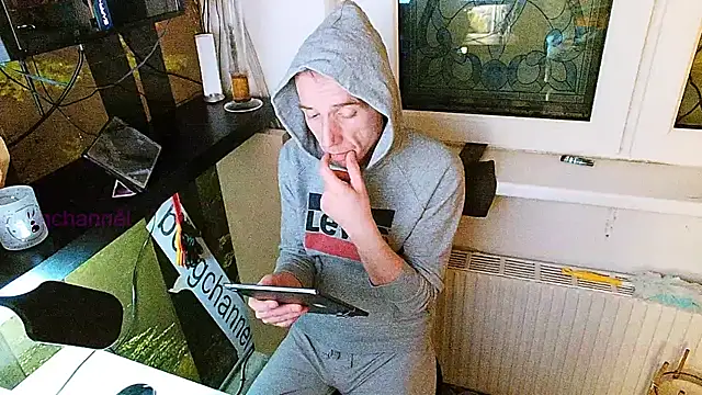 BongChannel online show from 7, 1, 2025