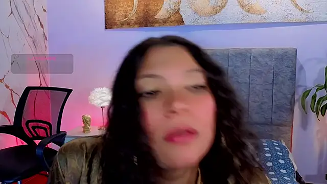 Lana stone  online show from 11, 4, 2026