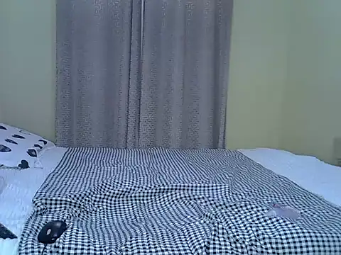 sweet love002 online show from 3, 12, 2025