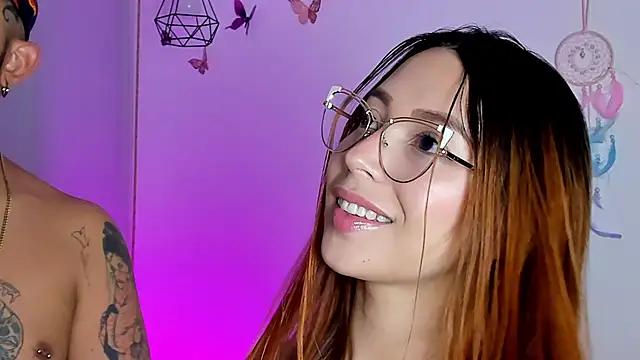 Snapshot of Chloe_Johnson_ chatting on 9, 11, 2025 Chloe Johnson online show from 9, 11, 2025