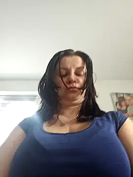 KristenVega online show from 7, 2, 2025