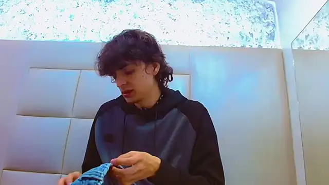 Sr BonnyEthan online show from 17, 2, 2026