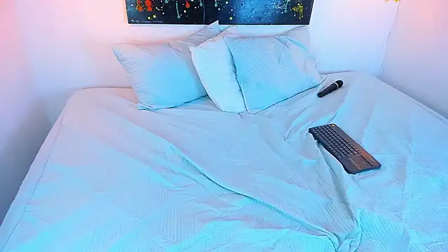 cloe bridgee online show from 4, 12, 2024