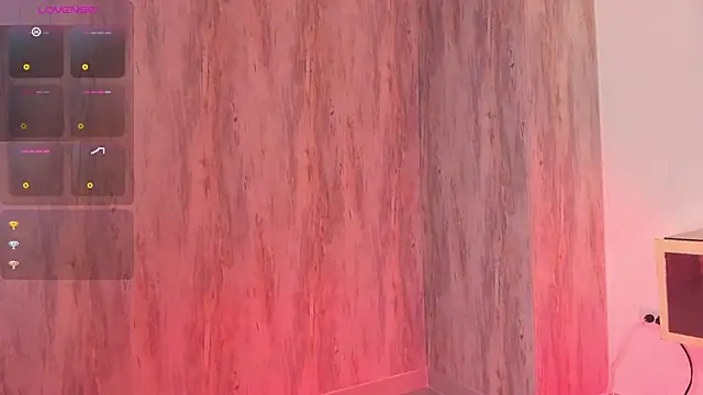 Snapshot of DaraBeckett chatting on 18, 2, 2025 DaraBeckett online show from 18, 2, 2025