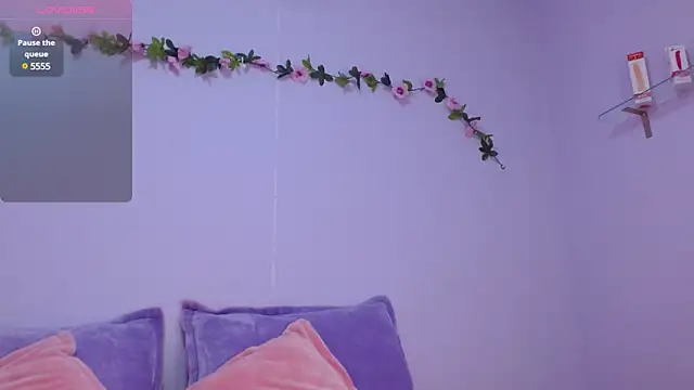 Snapshot of Isa-Jones chatting on 17, 1, 2025 Isa-Jones online show from 17, 1, 2025