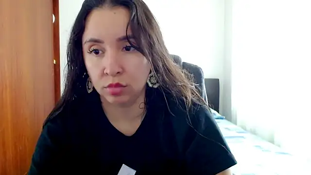 emely sexx20 online show from 8, 9, 2025