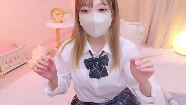 Snapshot of AZUnyan_ chatting on 14, 2, 2025 AZUnyan online show from 14, 2, 2025