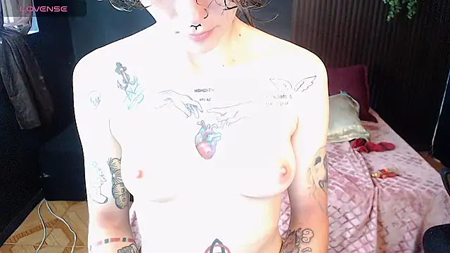 pretty cristal69 online show from 3, 3, 2026