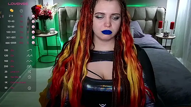 Miss Maya Mils online show from 19, 1, 2025