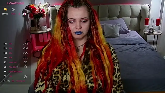 Miss Maya Mils online show from 29, 1, 2025