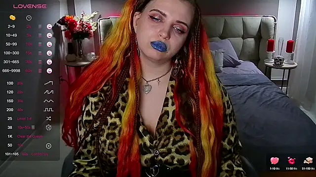 Miss Maya Mils online show from 29, 1, 2025