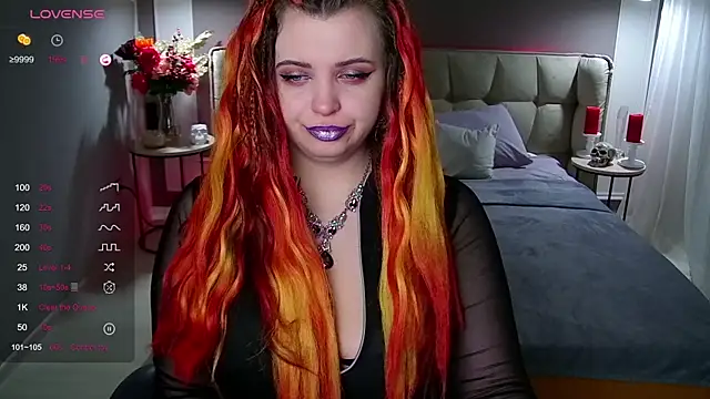 Miss Maya Mils online show from 5, 2, 2025