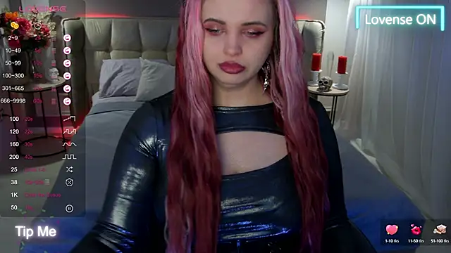 Miss Maya Mils online show from 12, 3, 2025