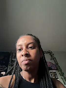 Your Paris online show from 5, 3, 2025